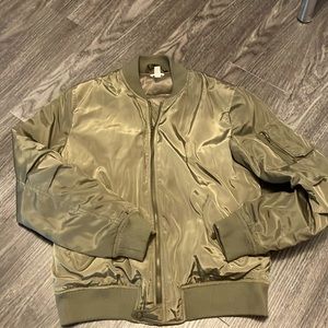 BP Army Green Puffer Bomber | M